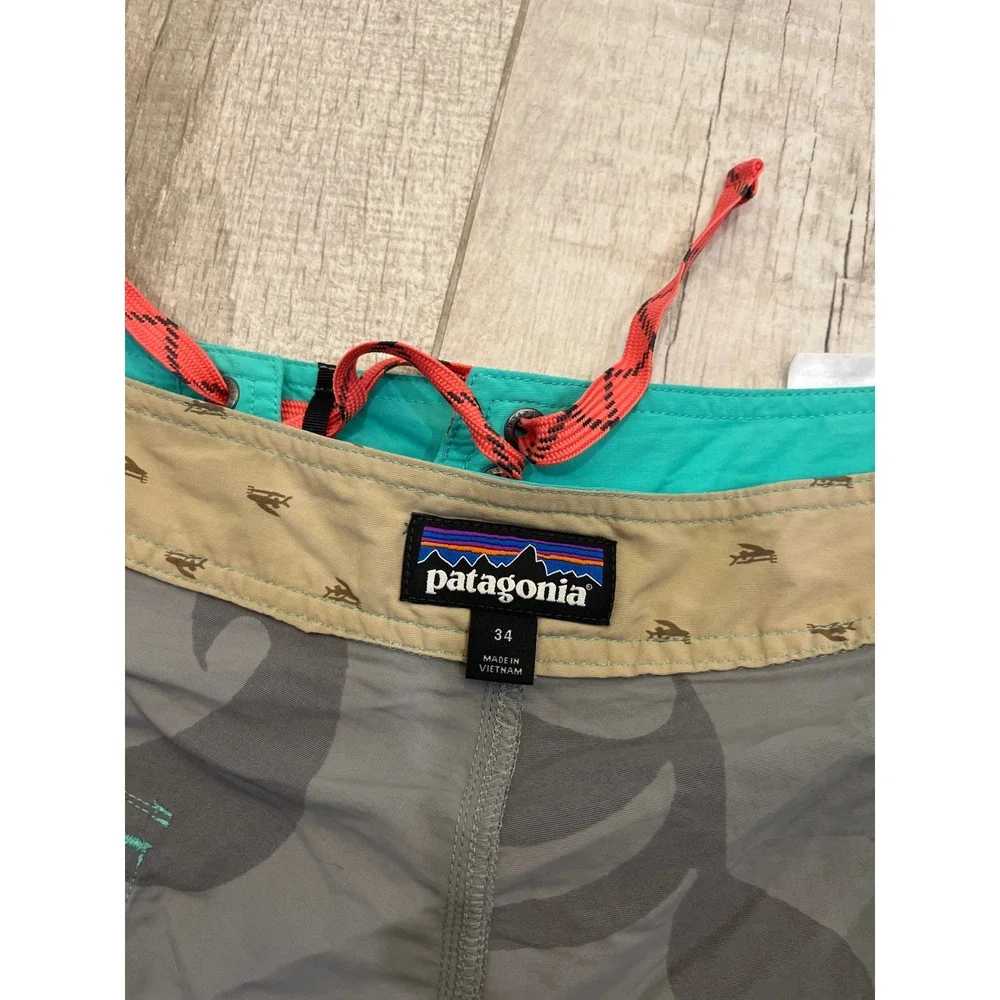 Patagonia Mens Board Shorts 34 Grey Black Floral Teal Trim Swim Trunks Nylon